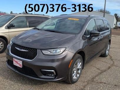 Used 2021 Chrysler Pacifica Touring-L