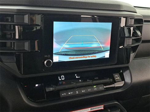 Used 2025 Toyota Tundra SR image 30