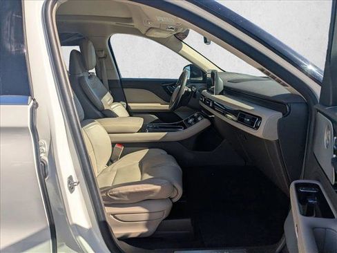 Used 2020 Lincoln Aviator Reserve w/ Equipment Group 201A image 23