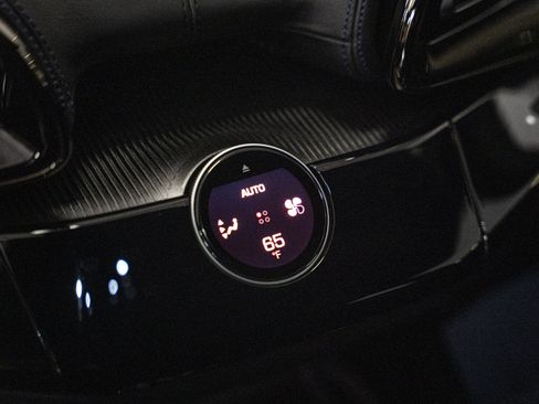 Certified 2024 Ferrari Purosangue AWD/4WD image 44