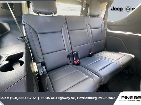 Used 2025 Chevrolet Tahoe Z71 image 21