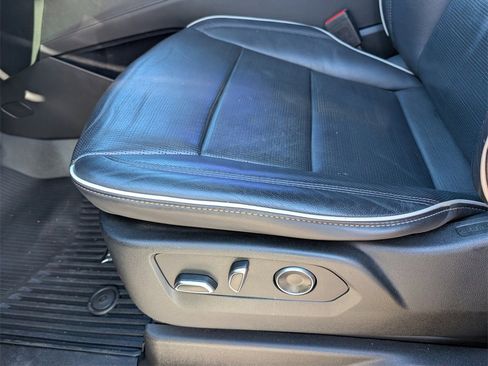 Used 2021 Cadillac Escalade Sport w/ Driver Assist Tech Package image 10