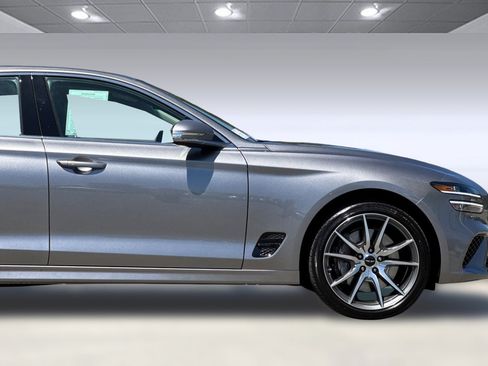 Used 2026 Genesis G70 2.5T RWD image 34