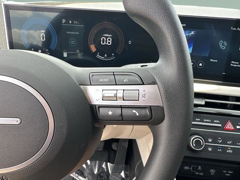 New 2026 Hyundai Tucson SE image 27