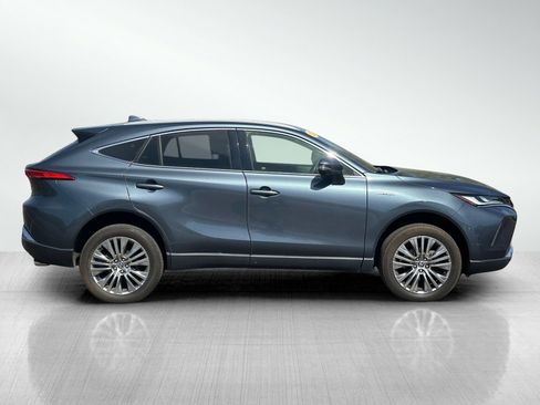 Used 2021 Toyota Venza XLE w/ Softex Package AWD/4WD image 8