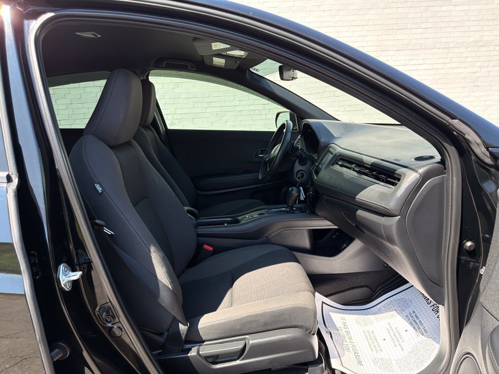 Used 2021 Honda HR-V Sport image 12