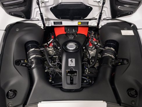 Certified 2023 Ferrari F8 Tributo RWD image 63