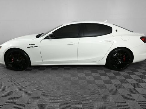 Used 2023 Maserati Ghibli Modena RWD image 3