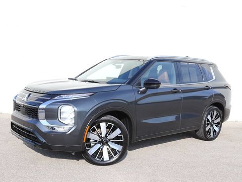Used 2025 Mitsubishi Outlander SEL FWD image 25