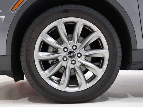 Used 2022 Lincoln Corsair AWD w/ Premium Package image 11