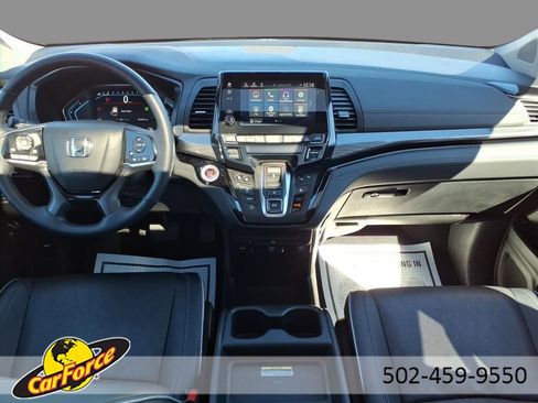 Used 2023 Honda Odyssey Elite image 15