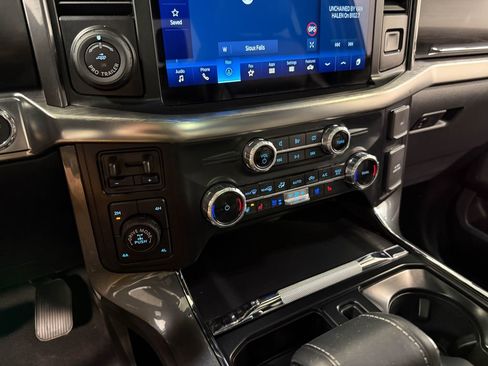 Used 2023 Ford F150 Lariat w/ Equipment Group 502A High image 85