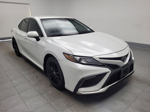Used 2023 Toyota Camry XSE image 13