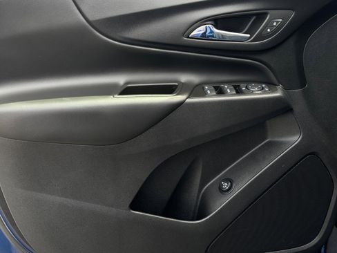 Used 2022 Chevrolet Equinox LT FWD image 14