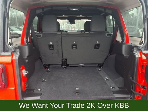 Used 2024 Jeep Wrangler Unlimited Rubicon w/ Convenience Group image 27