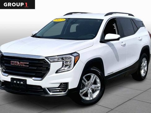 Used 2023 GMC Terrain SLE w/ Driver Convenience Package image 1