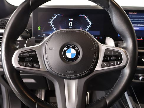 Used 2023 BMW X7 xDrive40i w/ M Sport Package image 3