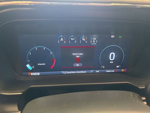 Used 2024 Ford F250 XLT w/ Black Appearance Package image 5