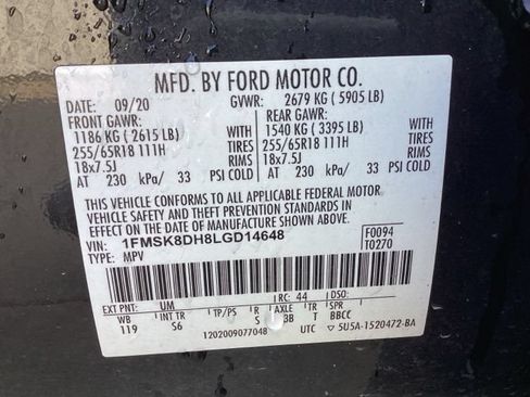 Used 2020 Ford Explorer XLT w/ Equipment Group 202A AWD/4WD image 35