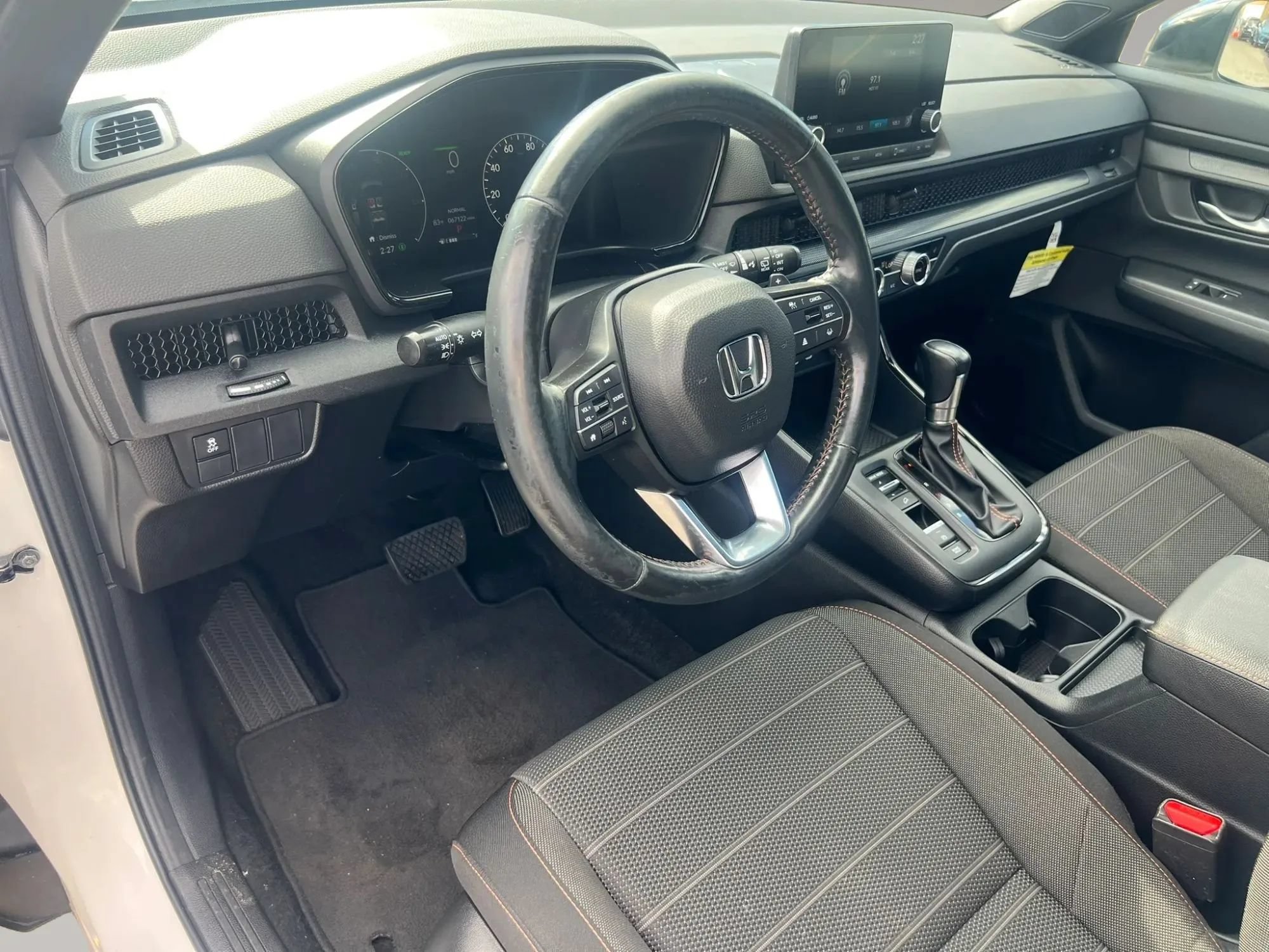 Used 2024 Honda CR-V Sport image 14