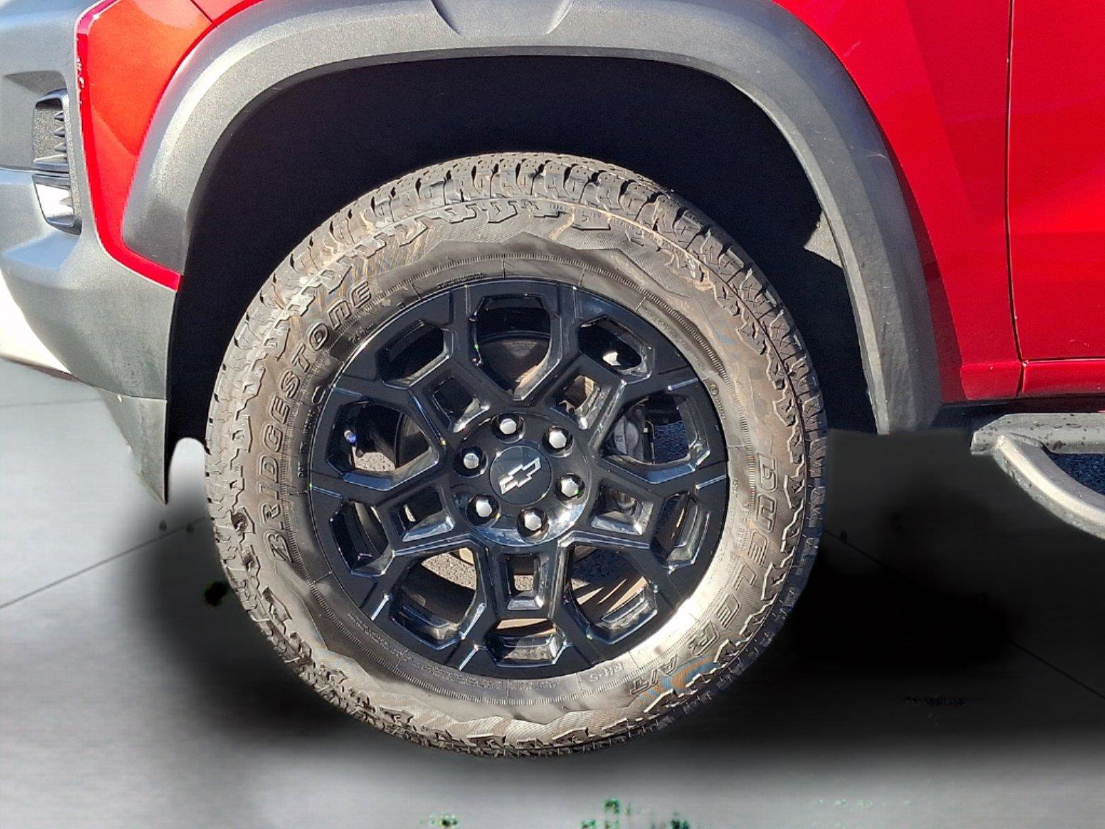 Used 2026 Chevrolet Colorado Trail Boss AWD/4WD image 9