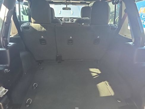 Used 2022 Jeep Wrangler Unlimited Sport AWD/4WD image 5