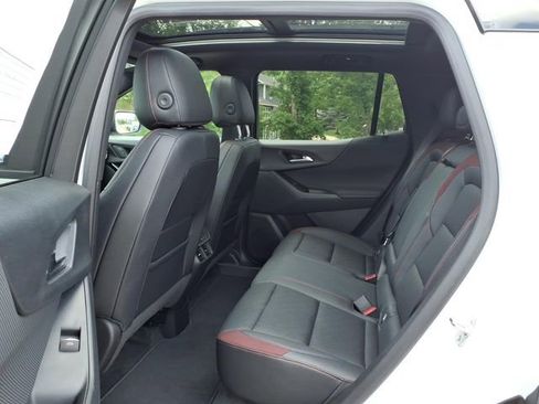 Used 2025 Chevrolet Equinox RS w/ Safety and Technology Package AWD/4WD image 11