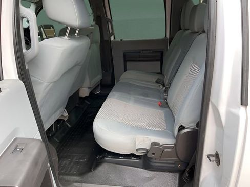 Used 2015 Ford F550 4x4 Crew Cab Super Duty image 12