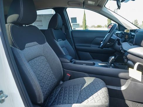 New 2026 Nissan Kicks SV image 17