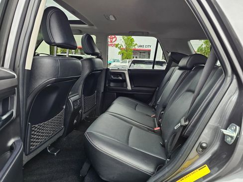 Certified 2022 Toyota 4Runner Limited AWD/4WD image 18