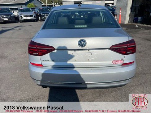 Used 2018 Volkswagen Passat 2.0T SE w/ SE Lighting Package image 4