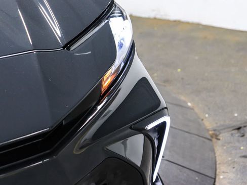 Certified 2025 Toyota Camry SE FWD image 8