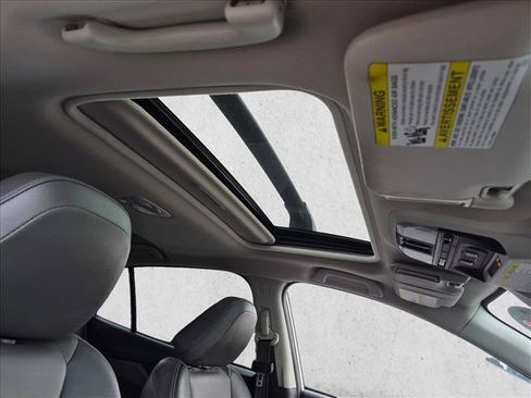 Certified 2021 Subaru Crosstrek 2.5i Sport w/ Moonroof Package AWD/4WD image 17