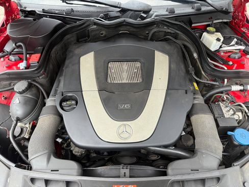 Used 2010 Mercedes-Benz C 300 4MATIC Sedan image 16