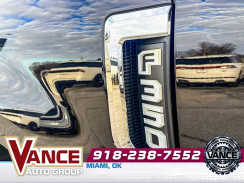 Used 2022 Ford F350 Platinum image 10