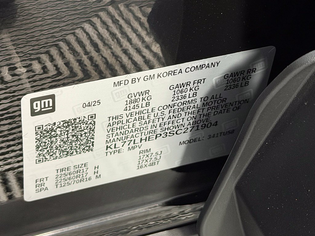 Used 2025 Chevrolet Trax LT FWD image 23