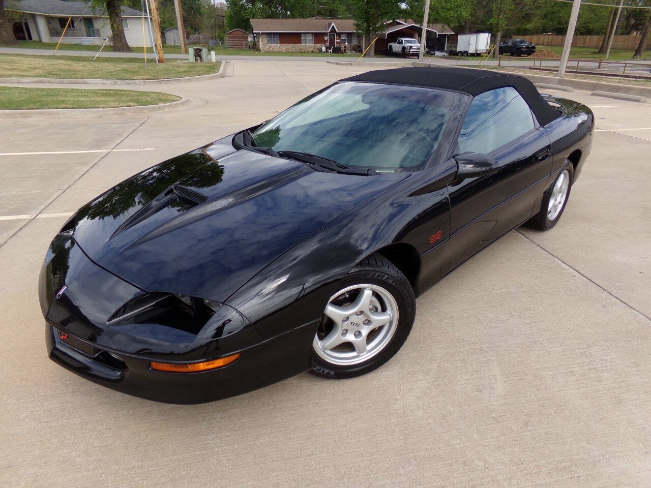 Used 1997 Chevrolet Camaro SS w/ SS Alteration Pkg RWD image 38