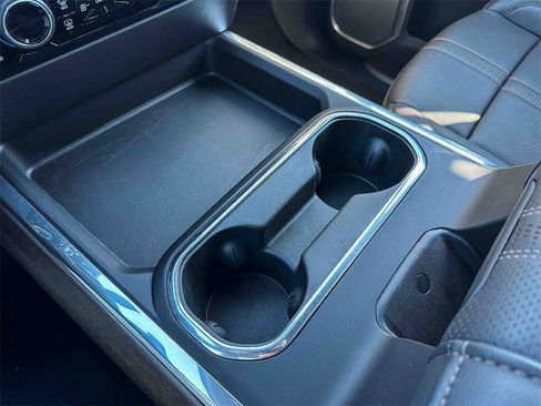 Certified 2025 Chevrolet Silverado 2500 High Country w/ Technology Package image 36