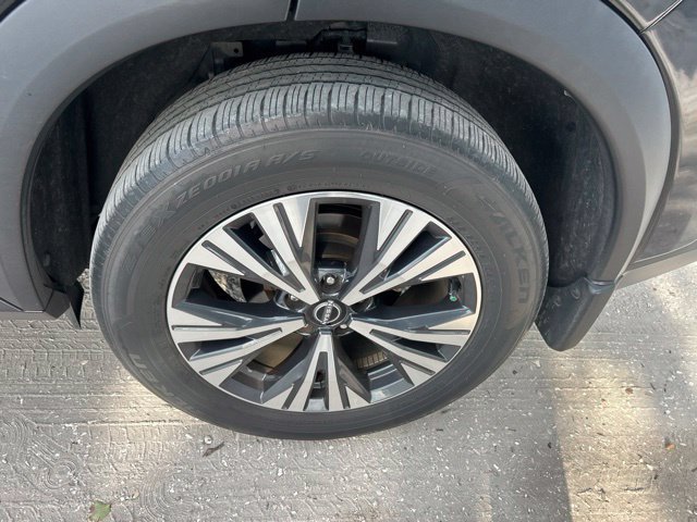 Used 2023 Nissan Rogue SV w/ SV Premium B Package FWD image 21