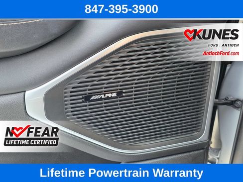Used 2024 Jeep Wagoneer Series II w/ Flexible Seating Group AWD/4WD image 34