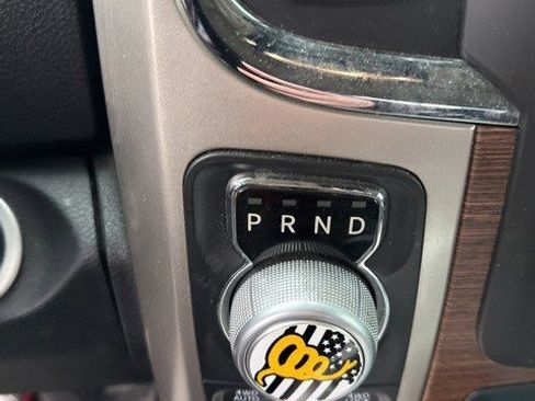 Used 2018 RAM 1500 Laramie w/ Convenience Group image 10