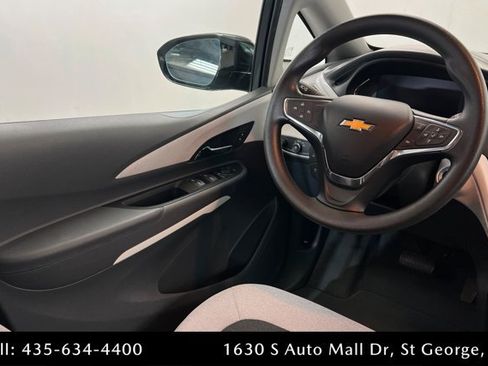 Used 2018 Chevrolet Bolt LT FWD image 11