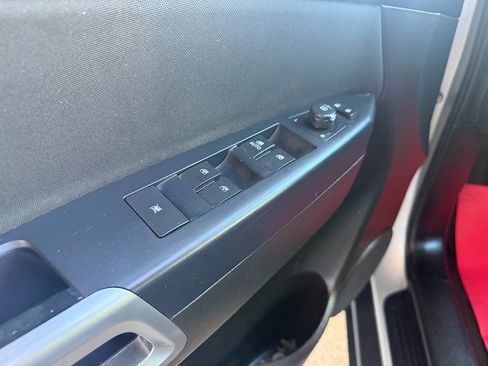 Used 2013 Chevrolet Captiva Sport LS image 13