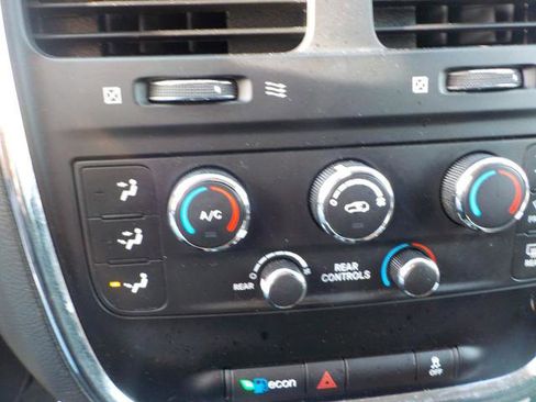 Used 2016 Dodge Grand Caravan SE w/ Quick Order Package 29E SE image 24