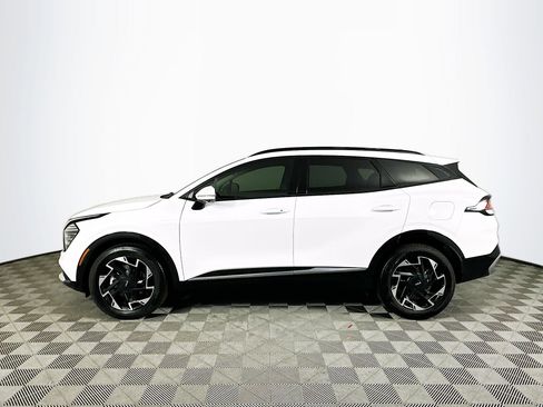 Used 2023 Kia Sportage SX image 4