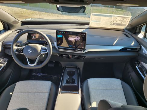 New 2025 Volkswagen ID.4 Pro RWD image 15