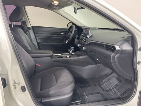 Used 2019 Nissan Altima 2.5 S FWD image 27