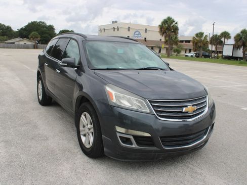 Used 2014 Chevrolet Traverse LT FWD image 32
