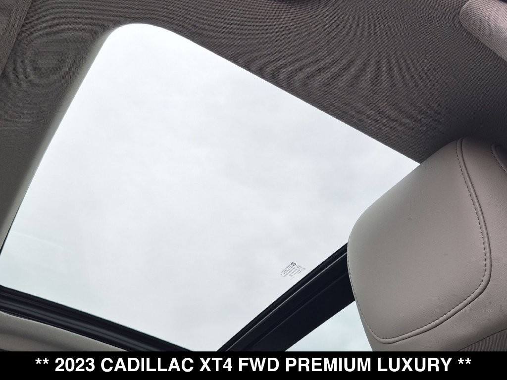 Used 2023 Cadillac XT4 Premium Luxury w/ Driver Assist Package FWD image 4