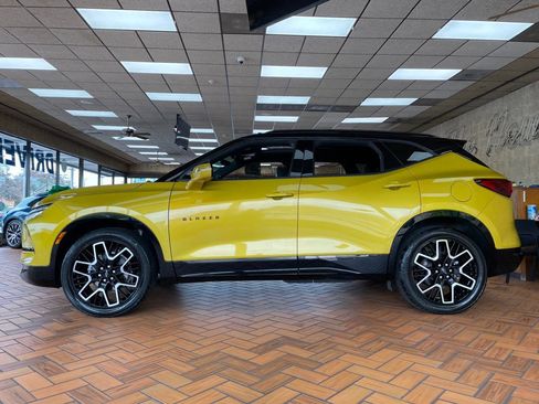Used 2023 Chevrolet Blazer RS w/ Driver Confidence II Package FWD image 5